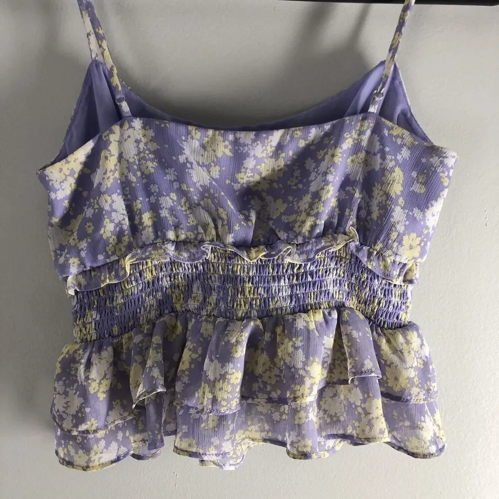 ASTR The Label Size Small Cropped‎ Smock Waist Tank Top Purple Floral Flouncy - Picture 7 of 15